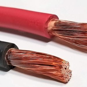 Interconnect cable for connecting battery systems